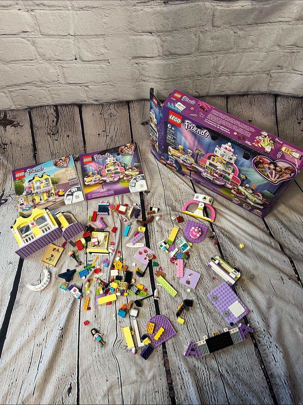 LEGO Friends 41393 & 41427 Sets Mixed Lot Instructions Box Pieces Minifigure